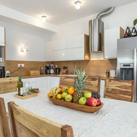 Beachfront House Kaliope Brgulje