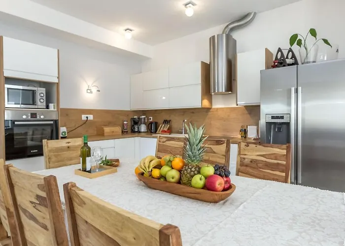 Beachfront House Kaliope Brgulje